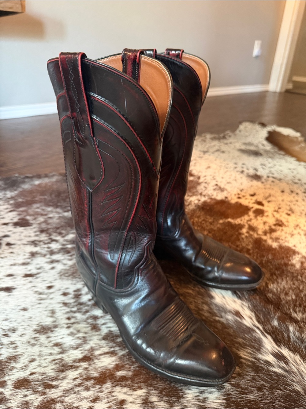 VTG Lucchese Black Cherry San Antonio Leather Western Boots